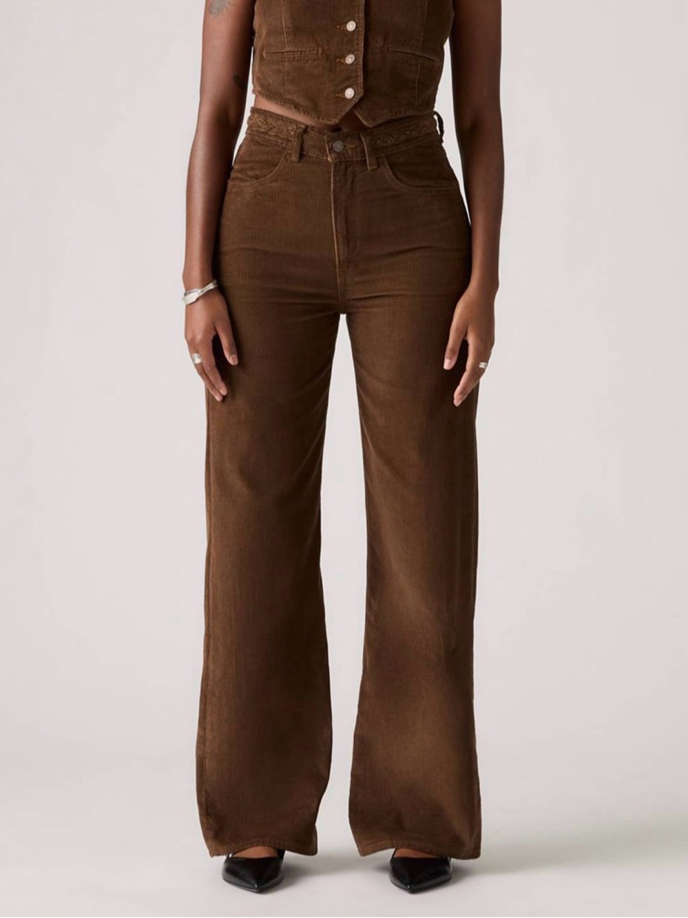 Levi's Braided Ribcage High-Rise Wide-Leg Corduroy Jeans in Carafe Brown